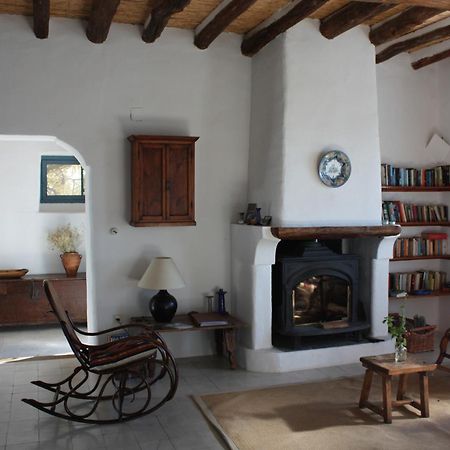 Las Chimeneas Mairena Exterior photo