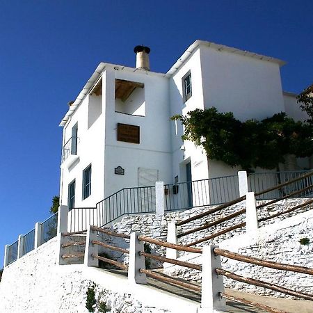 Las Chimeneas Mairena Exterior photo