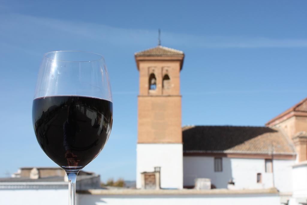 Las Chimeneas Mairena Exterior photo